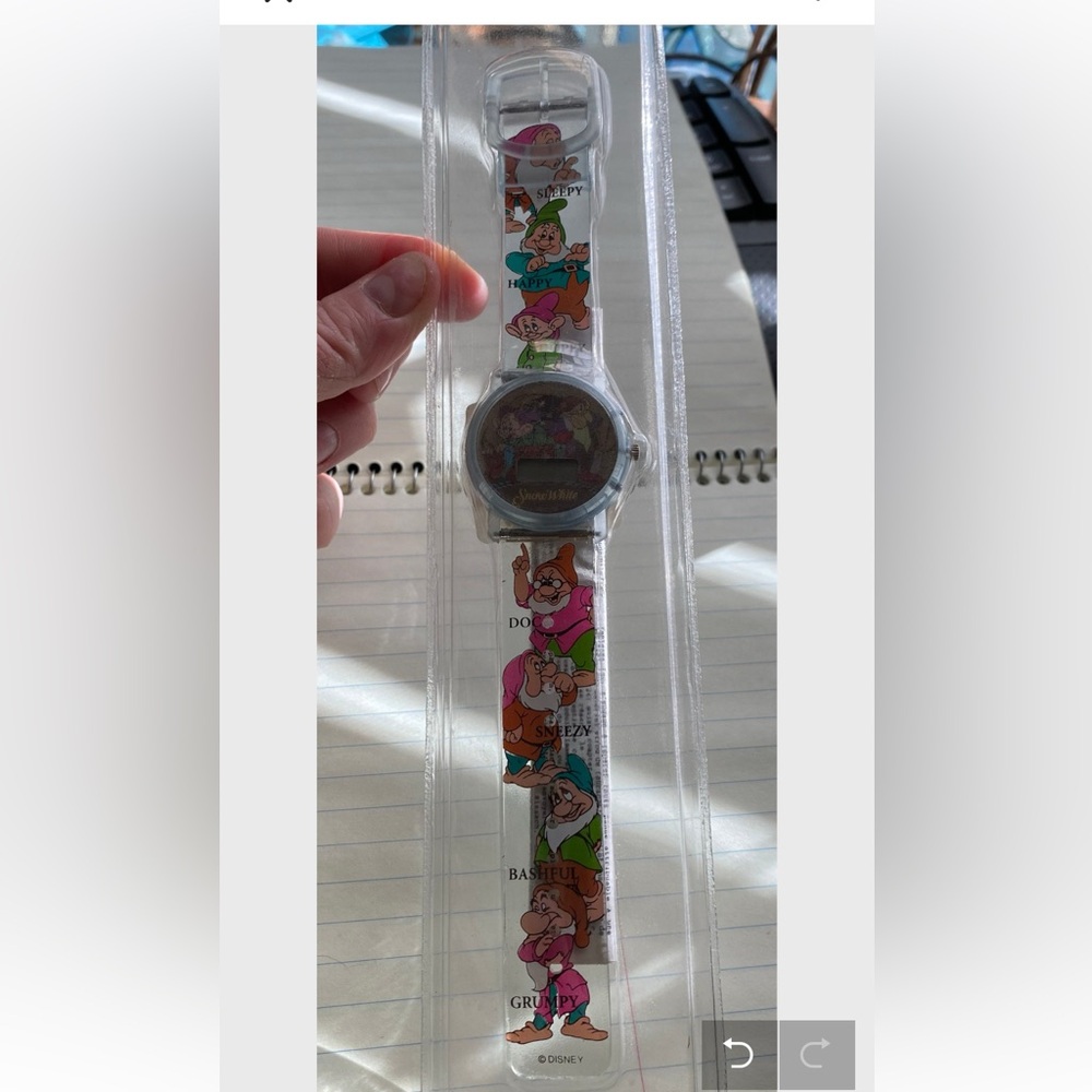 Vintage Disney Snow White And The Seven Dwarfs Hologram Digital Wrist Watch NEW
